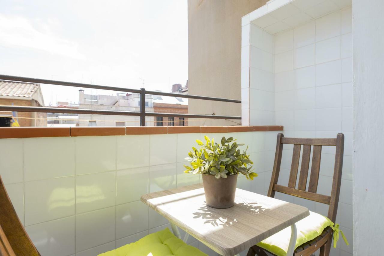 Housalia Guell & Gracia Barcelona Exterior photo